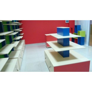 Комплект мебели "Джинкс" для детского магазина одежды и обуви