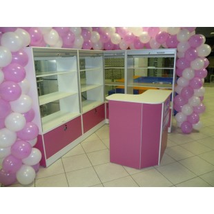 Мебель "Роза" для магазина игрушек в ТЦ